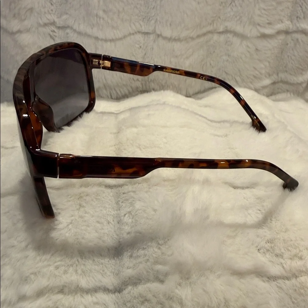 ✨SALE✨ *UNISEX* Carrera Tortoise Shell Sunglasses - Picture 3 of 6